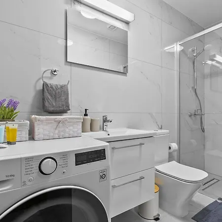 Mycyprusstay - Emily's Cosy Escape 1 Bedroom Paphos